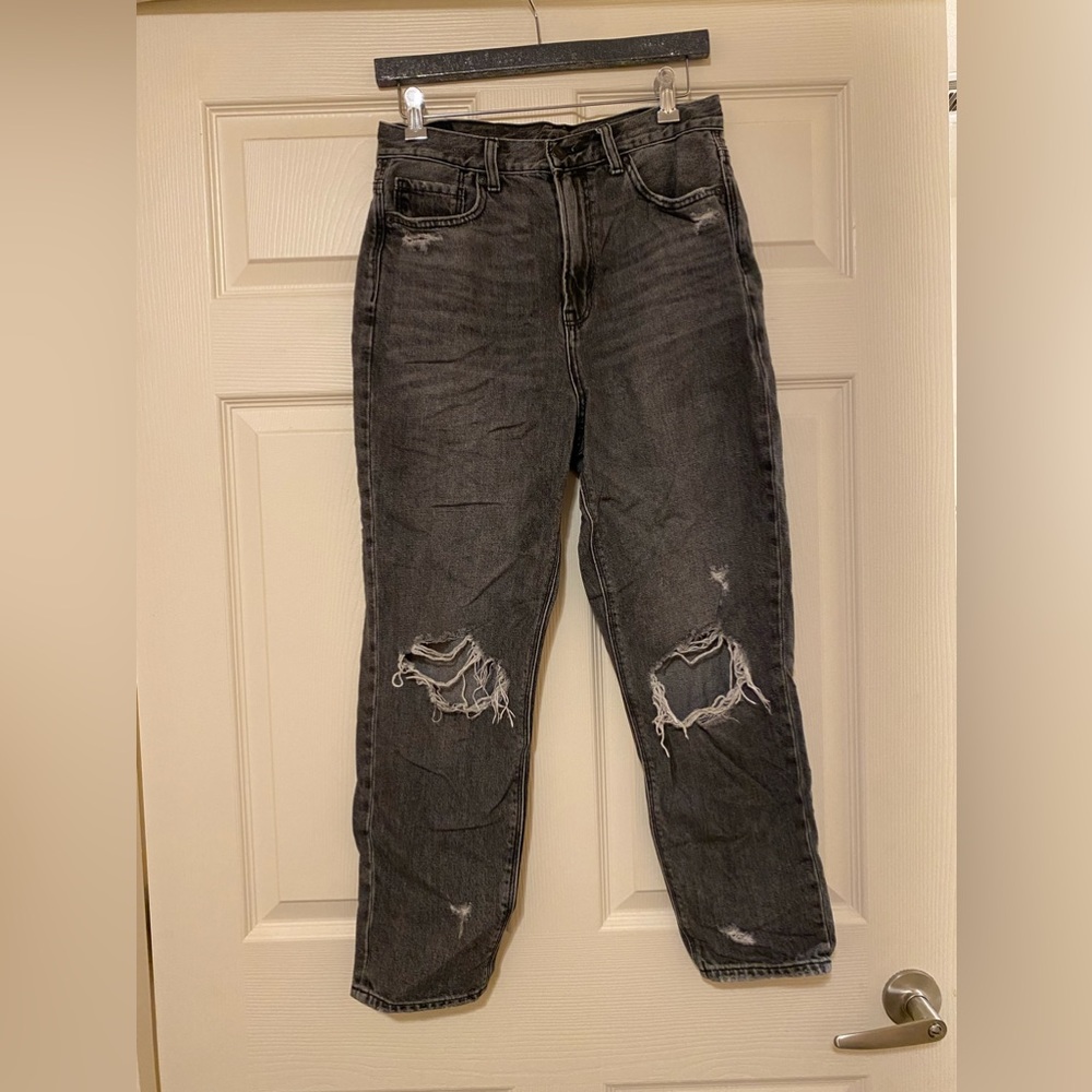 American Eagle high waisted mom jeans